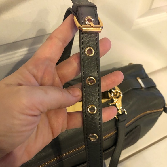 Badgley Mischka grey rectangular leather satchel with calfskin pocket - Picture 7 of 16